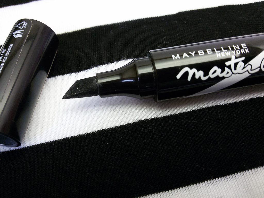 Maybelline marker 1